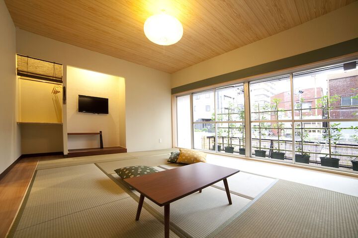Room 5 of 27