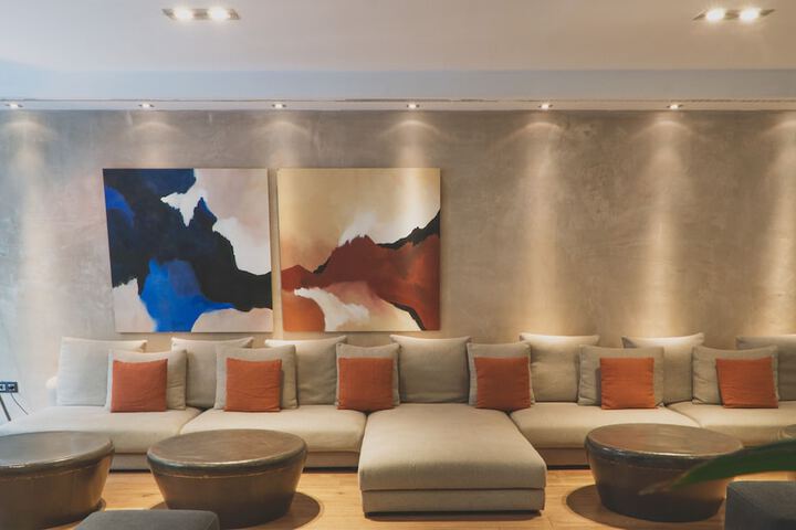 Guest Lobby