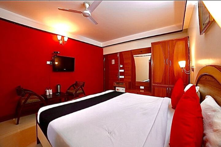 Room 44 of 70