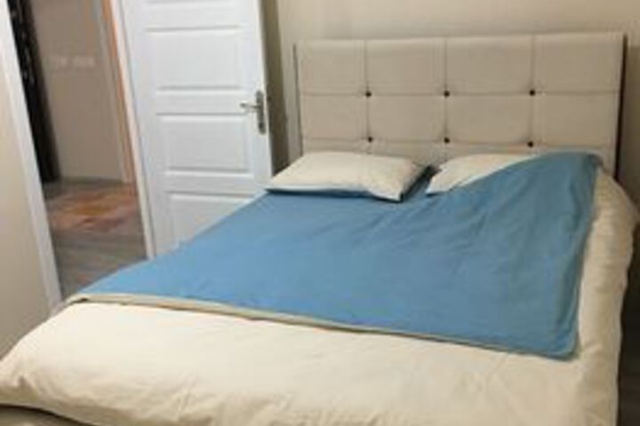 Room 3 of 23