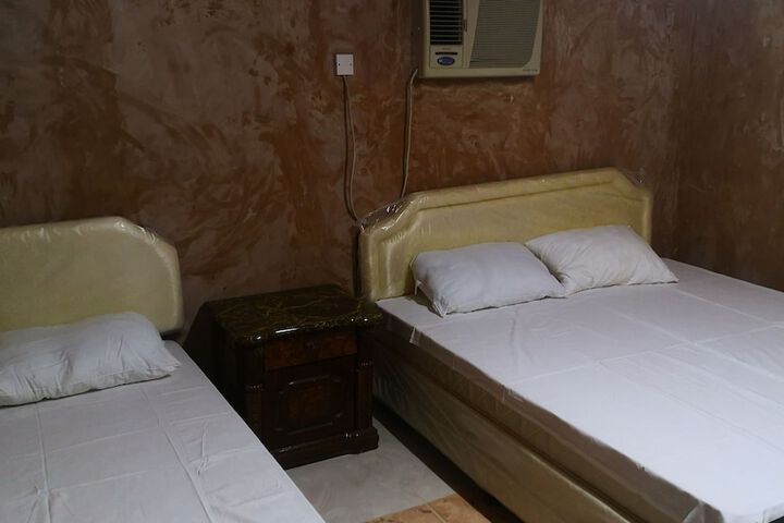 Room 14 of 49