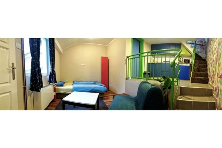 Room 21 of 65