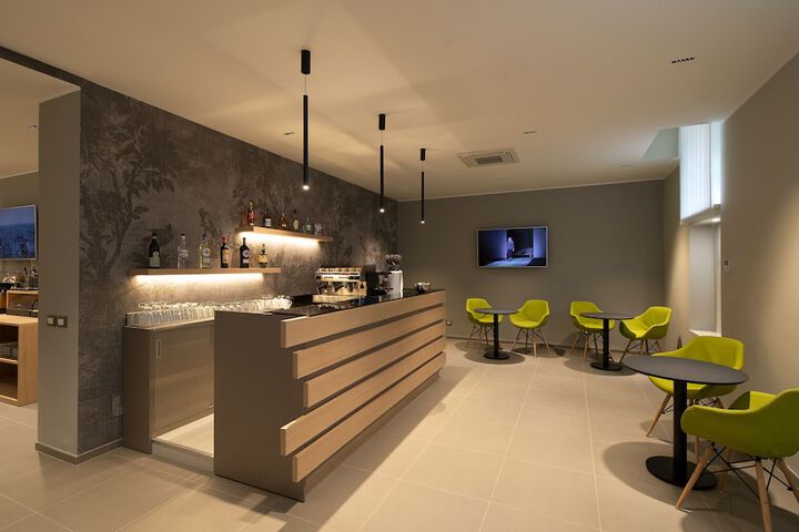 Hotel H21