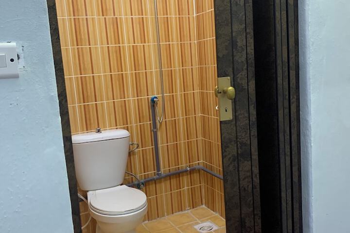 Room 42 of 56