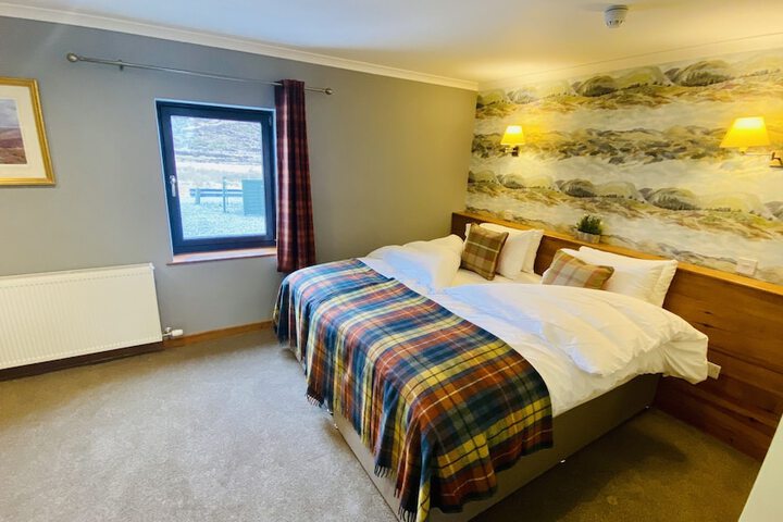 Room 93 of 133
