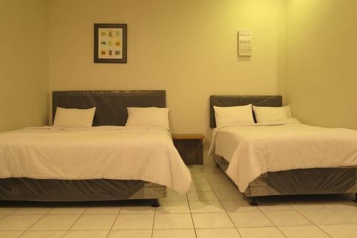 Room 7 of 35
