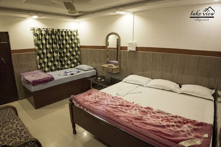 Room 2 of 13