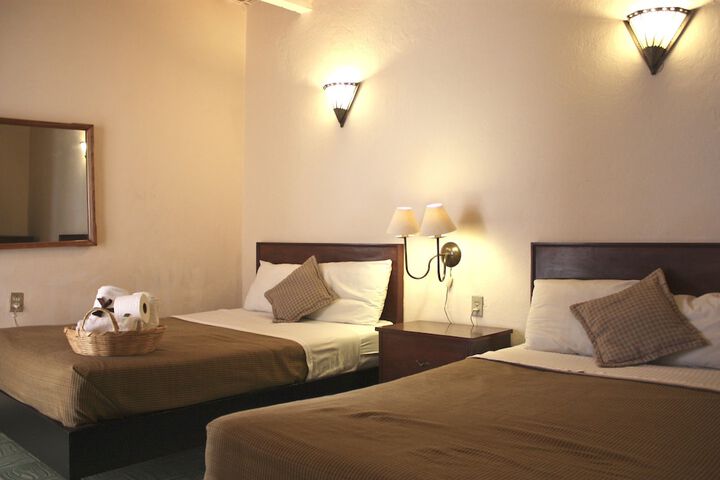 Room 8 of 30
