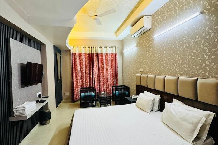 Room 42 of 79
