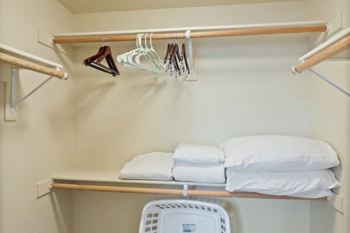 Room 5 of 31