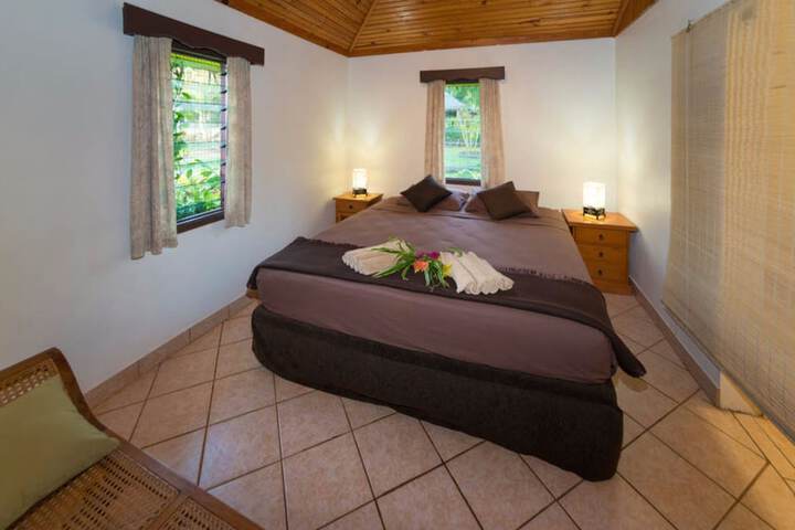 Room 4 of 121