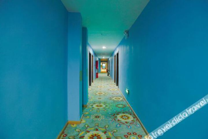 Hotel Interior 16 of 25