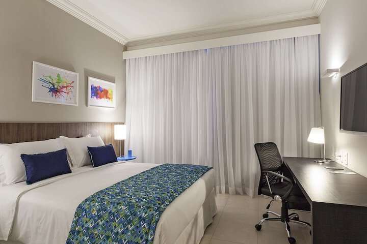 Room 17 of 40