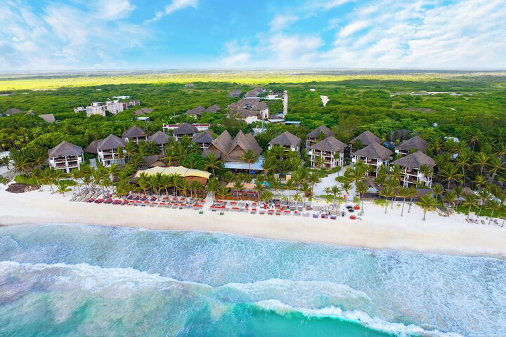 Mía Tulum Beachfront Resort - Ocean View Suites and Beach Club