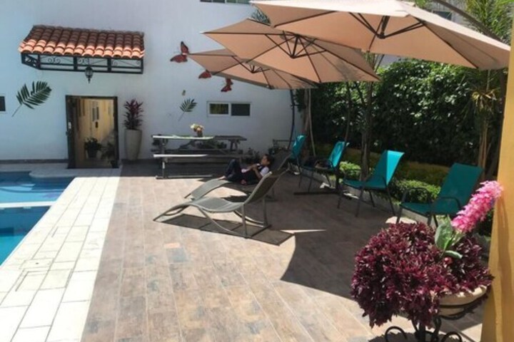 Pool 20 of 30