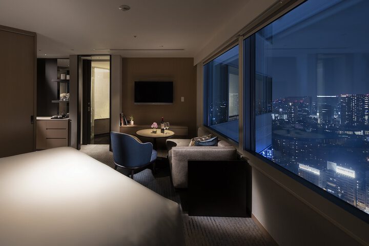 Room 14 of 196