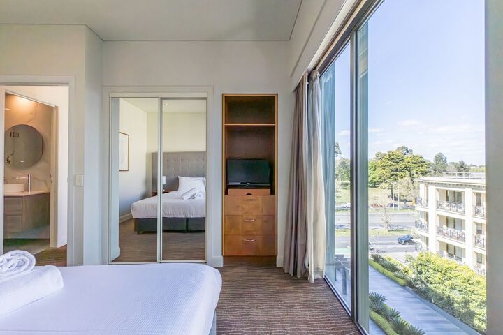 Room 16 of 73