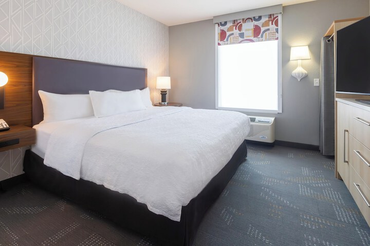 Room 6 of 31