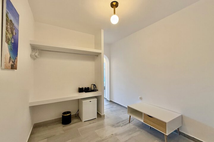 Room 11 of 53