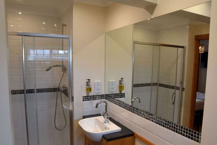 Room 14 of 22