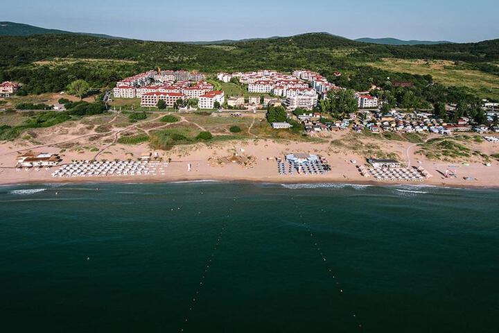 Beach 10 of 60