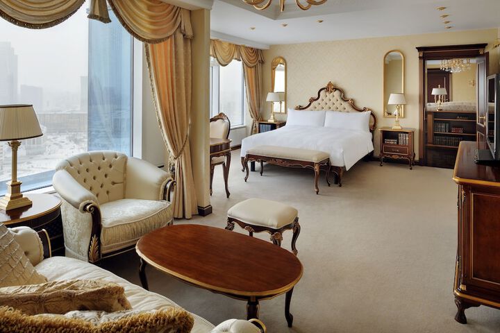 Room 15 of 34