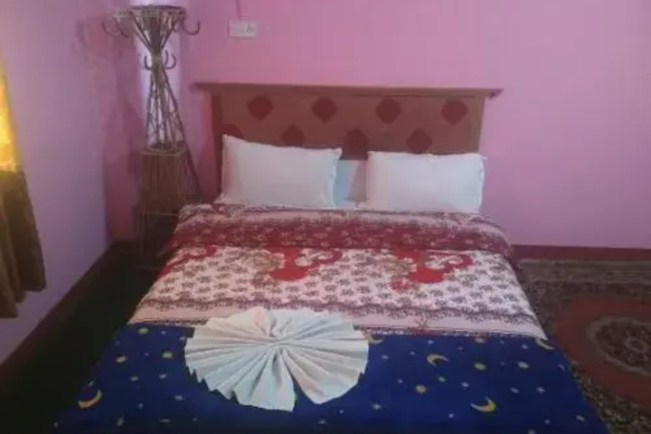Room 7 of 15