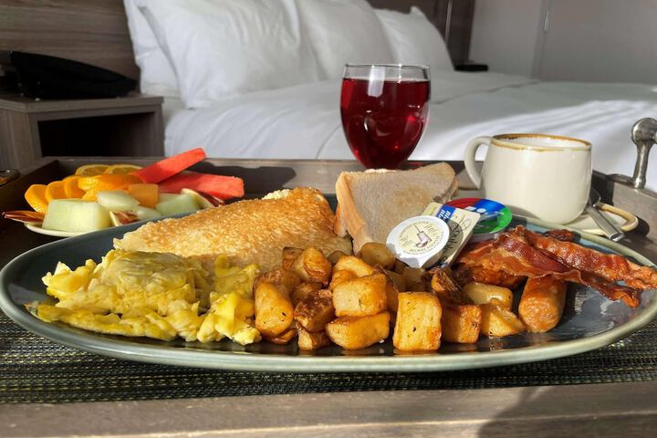 Breakfast area
