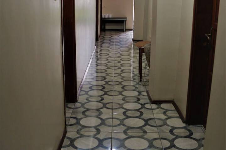Ballroom/Hall 24 of 30