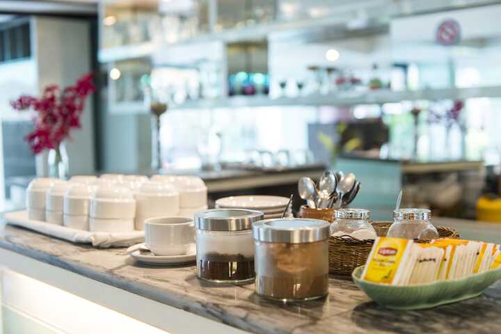 Breakfast/Coffee Service 58 of 65