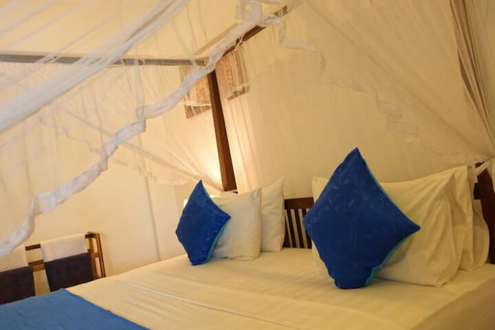 Room 20 of 51