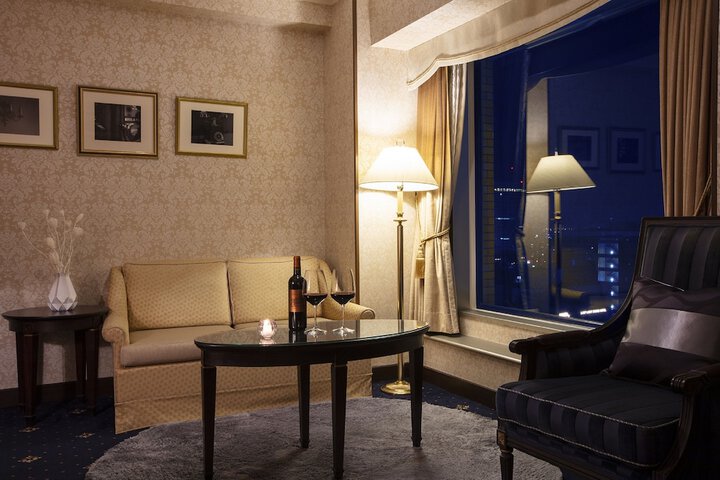 Room 15 of 190