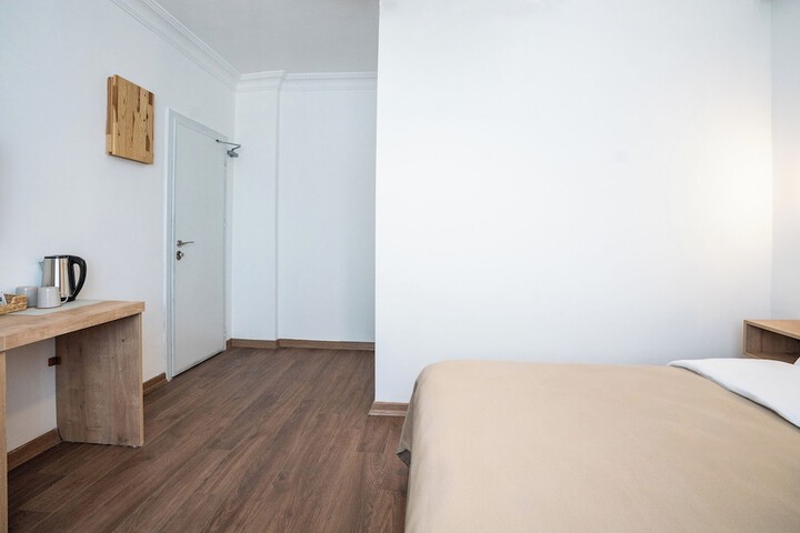 Room 9 of 57