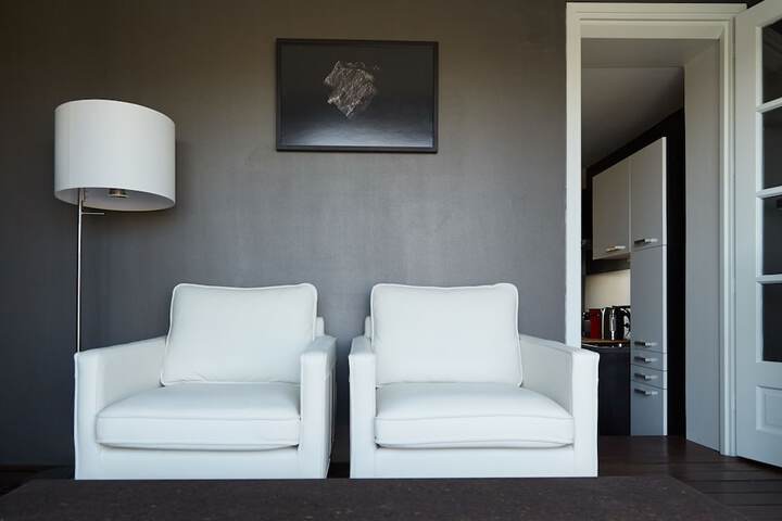 Room 42 of 63