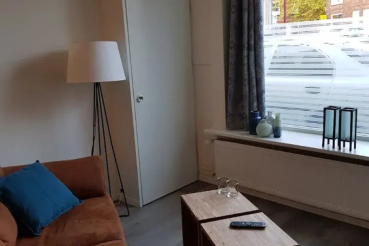 Room 3 of 9