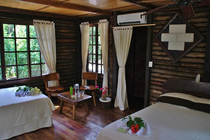 Room 3 of 96