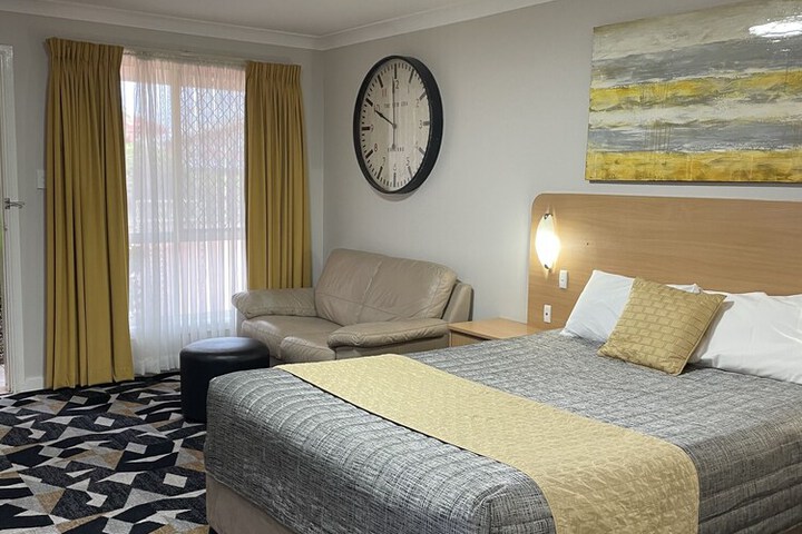Room 29 of 74