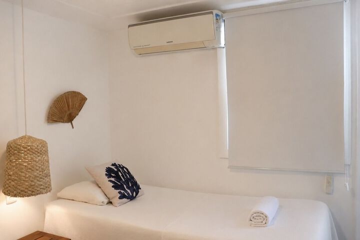 Room 50 of 75