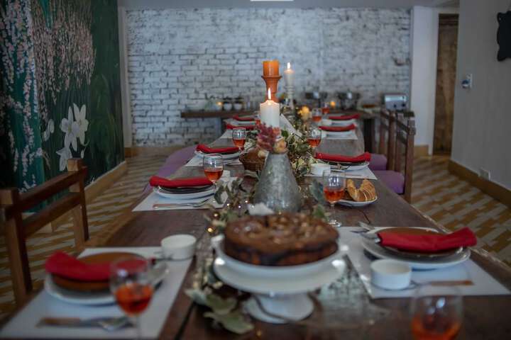 Dining 64 of 70