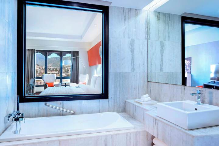 Clean Restrooms