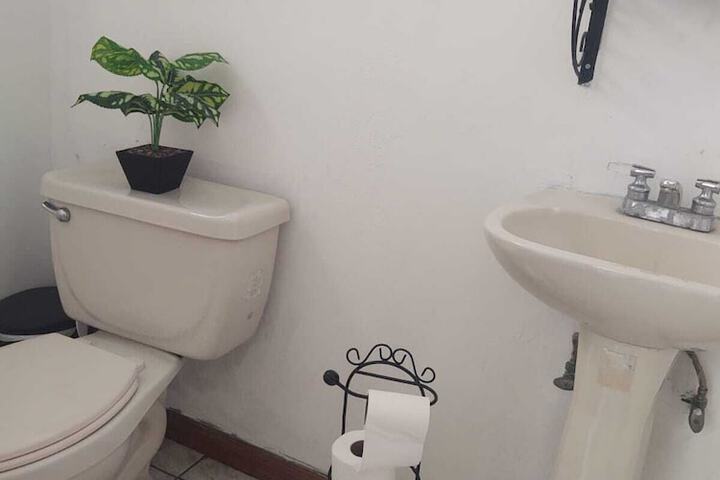 Room 11 of 15