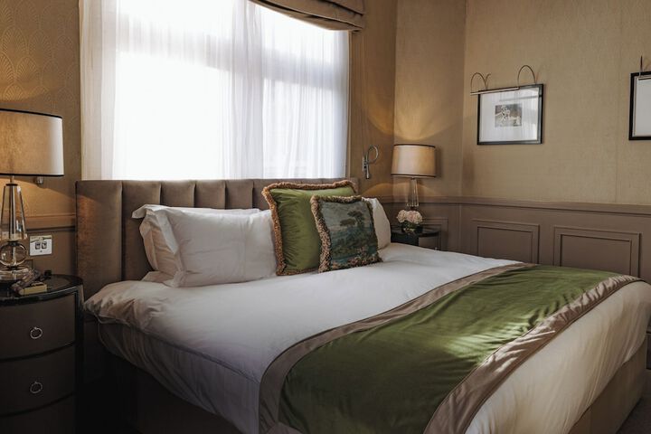 Room 41 of 224