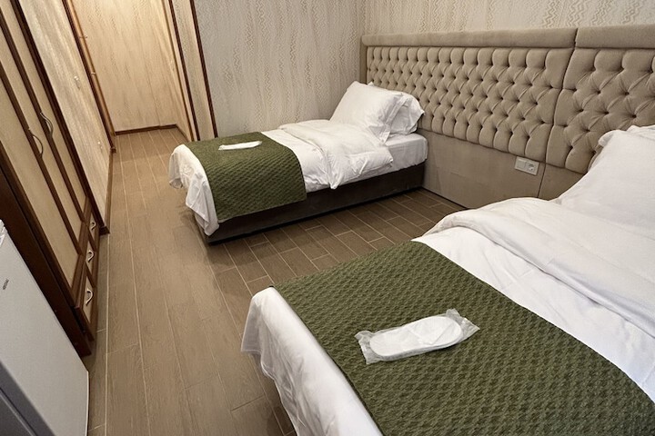 Room 48 of 95