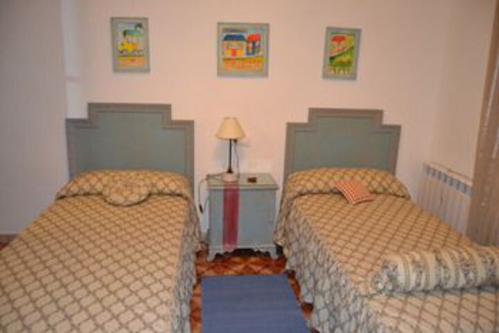 Room 5 of 17