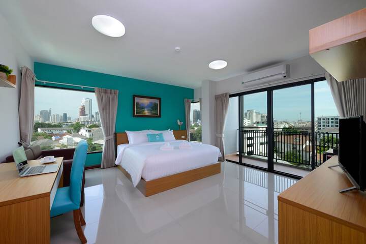 Room 18 of 71