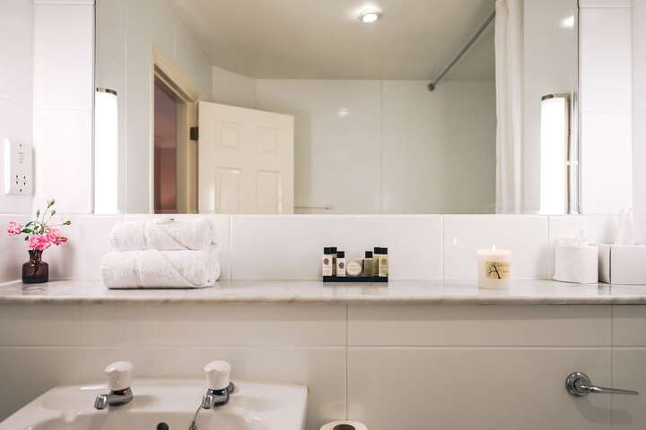 Room 28 of 55