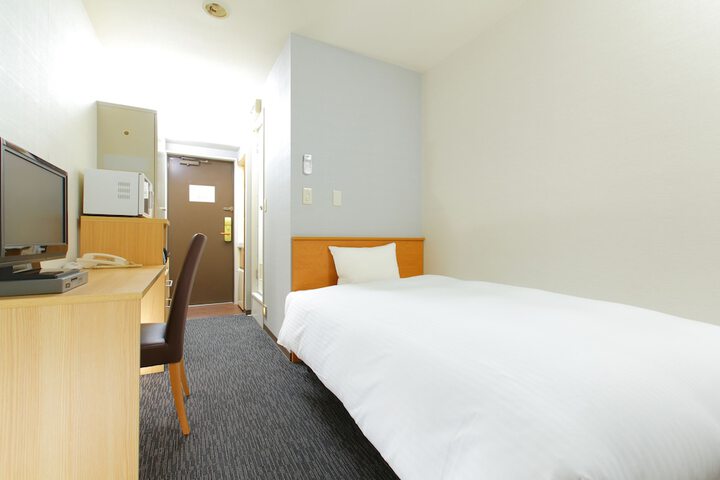 Room 9 of 41