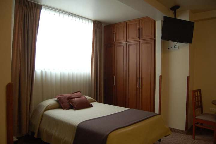 Room 15 of 39
