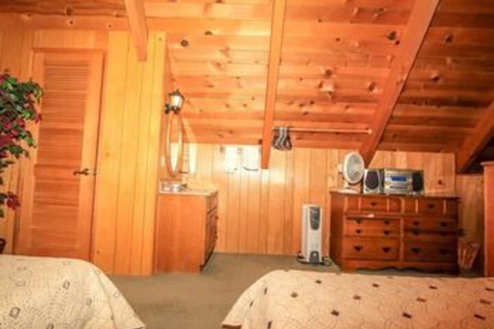 Room 7 of 46