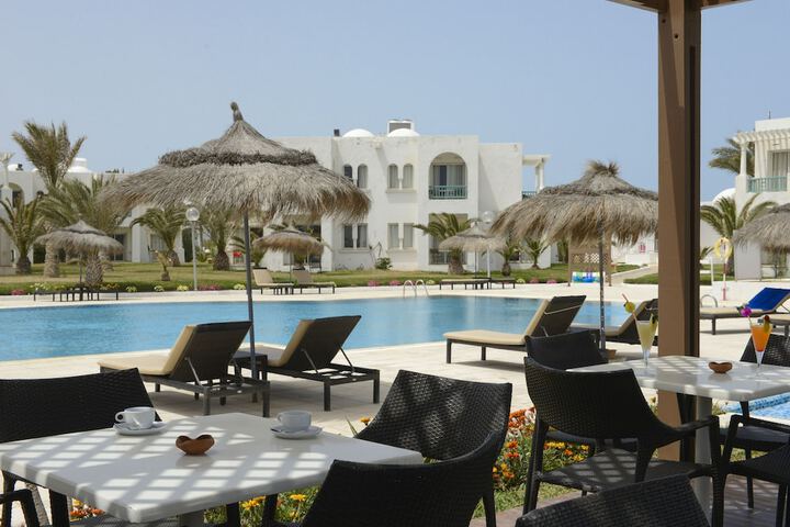 Hotel Pool